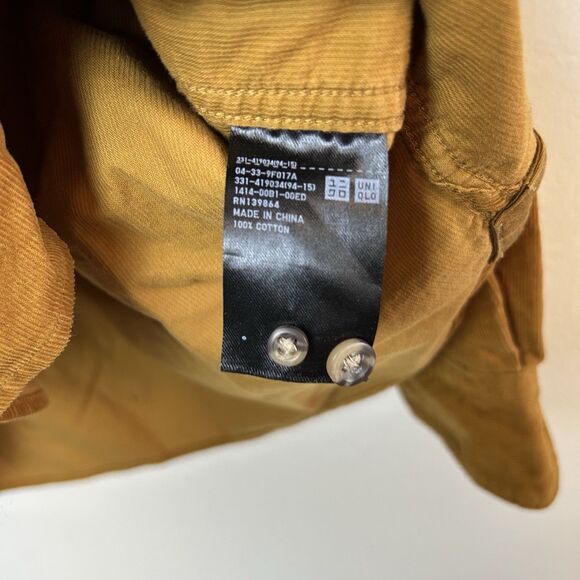 Uniqlo Corduroy Shirt Mens Small Gold Button Down Preppy Utility Chore Classic - Picture 6 of 12